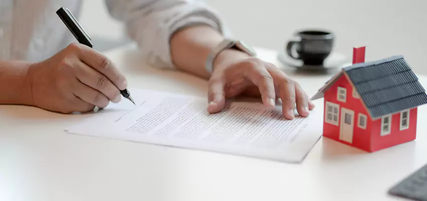 How We Calculate Your Sell House in Foreclosure Offer in Oyster Bay, New York?