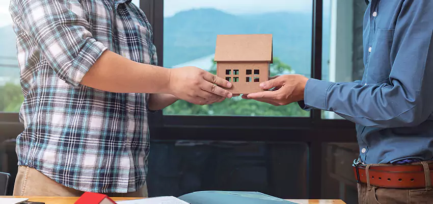 How We Determine Your Sell House with Reverse Mortgage Offer in Oyster Bay, NY?